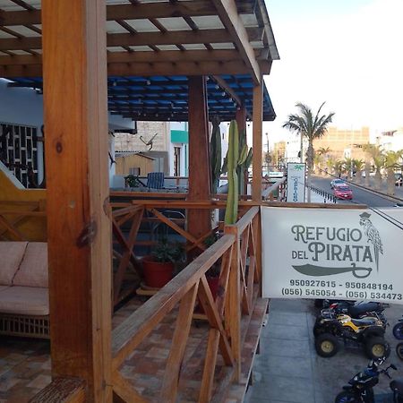פאראקאס Hostal Refugio Del Pirata מראה חיצוני תמונה