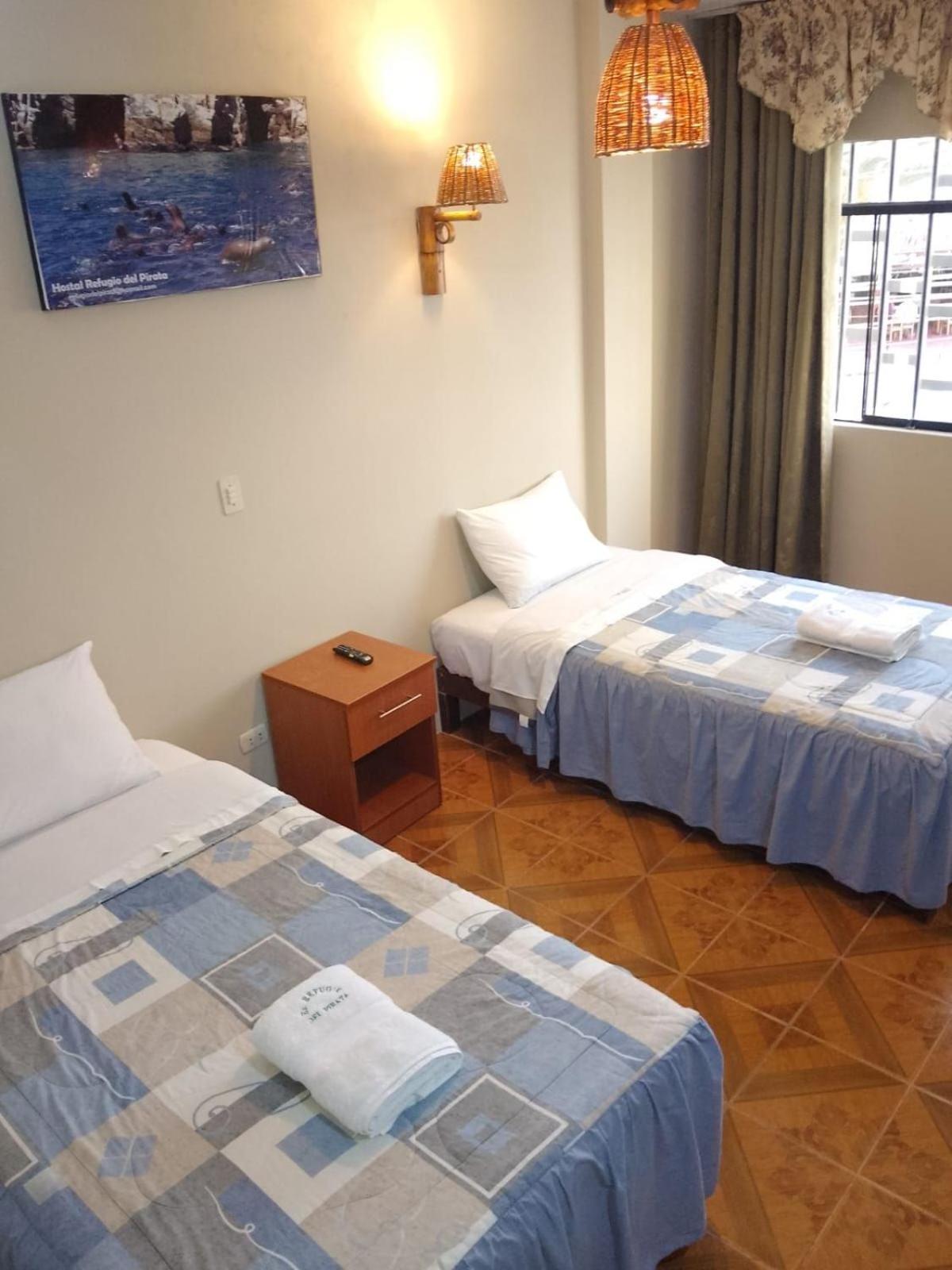 פאראקאס Hostal Refugio Del Pirata מראה חיצוני תמונה